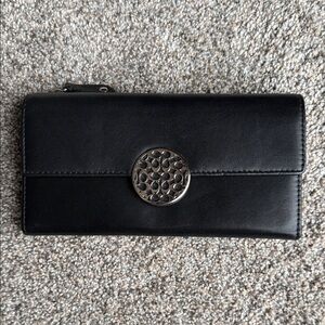 Coach Black Leather Slim Tri-Fold Wallet - Silver Op Art Medallion